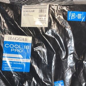 Haggar Cool 18 Pro Classic Fit Pants in Black Mens